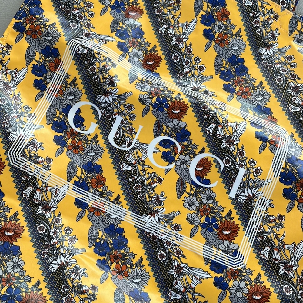 Gucci tote - Picture 2 of 14